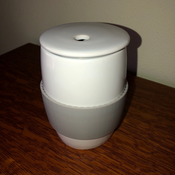 NWT- Pampered Chef Ceramic Egg Cooker - Picture 4 of 8